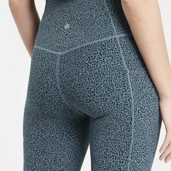 Athleta Salutation Stash II Textured Tight L Petite Micro Cheetah Blue Navy - Picture 5 of 8